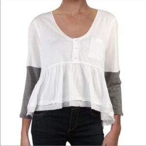 π° Free People Deep V-Neck Top